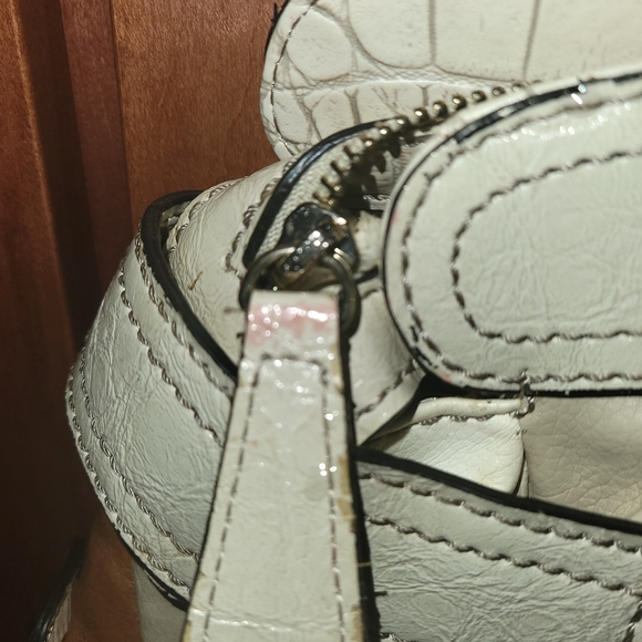 Guess Cream & Camel Patchwork Design Bag - Picture 13 of 14